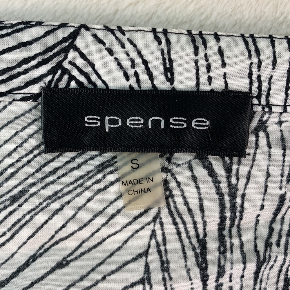 Spense Pleated Printed Blouse - Picture 4 of 10